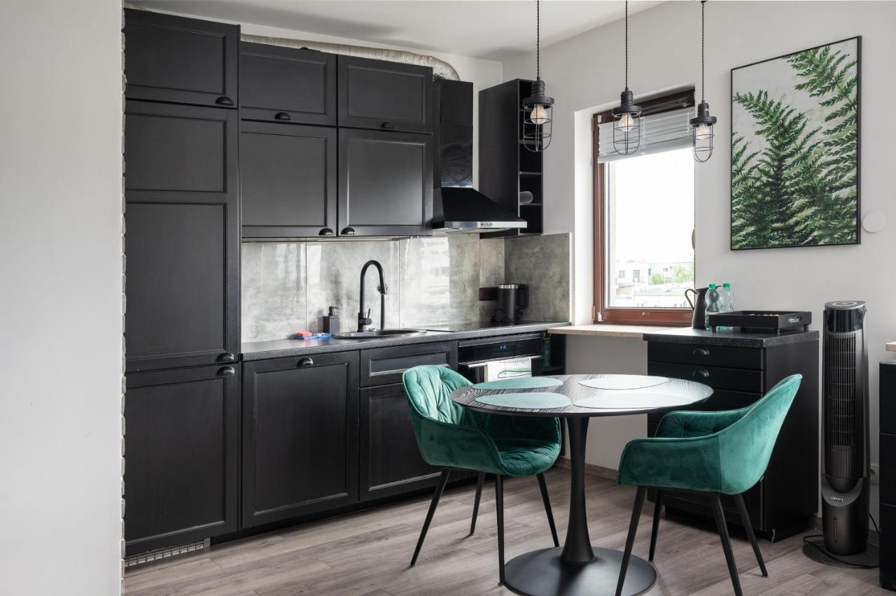 Wola Modern Apartment