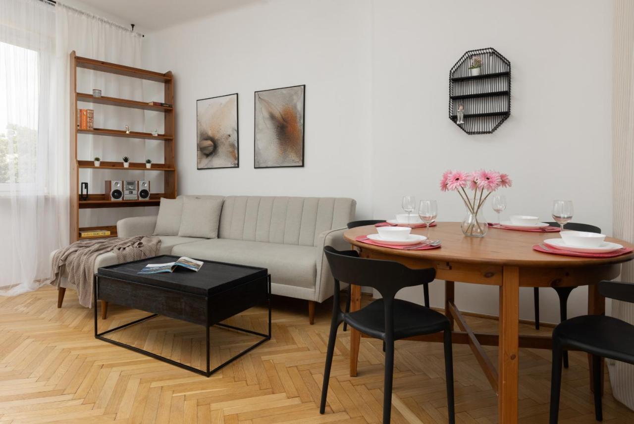 Cozy Studio With Bath Bielany By Renters * Warsaw