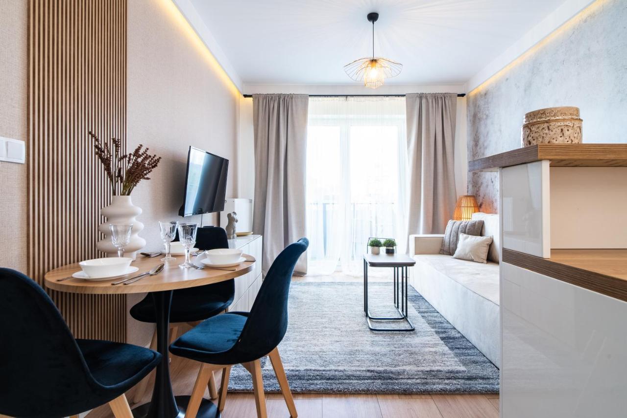 Apartament Apartamentysnu, Wola Komfort Ii Z Parkingiem *