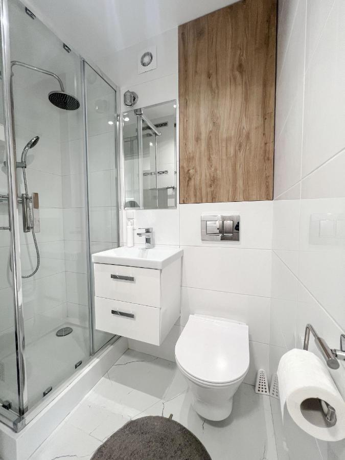 Jana Pawla 65/76 Modern Apartament Terrace * Warsaw