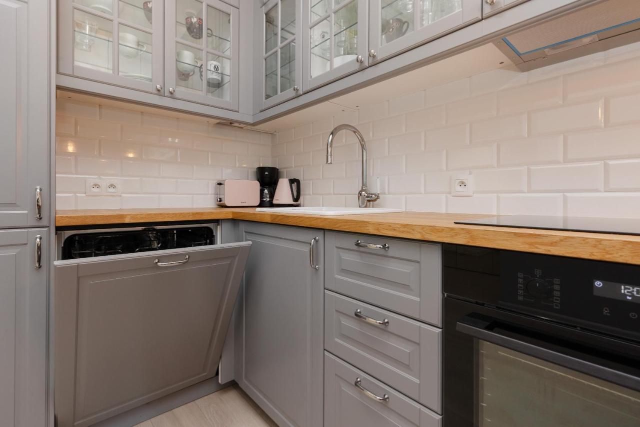 Zoliborz Artystyczny With Parking By Renters Apartment Warsaw