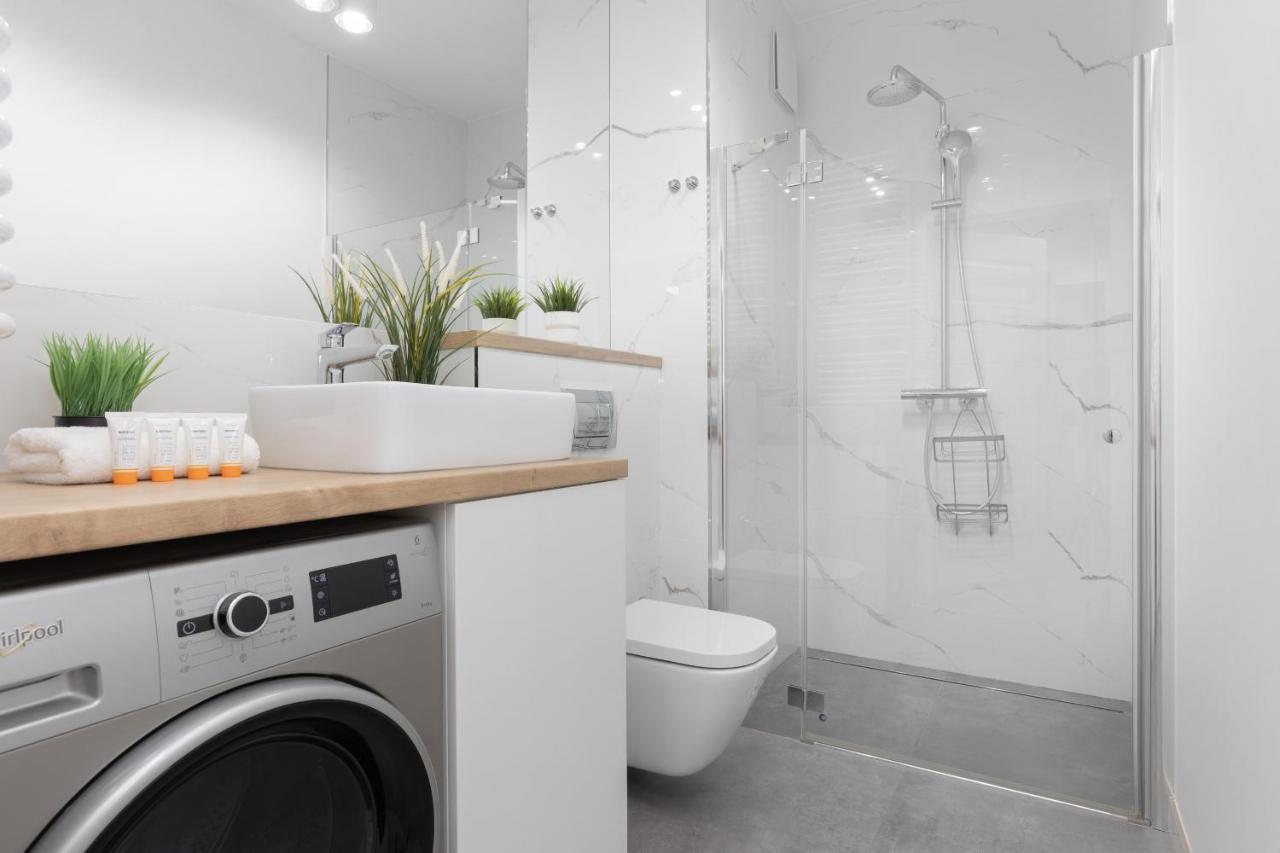 Zoliborz Artystyczny With Parking By Renters Apartment *
