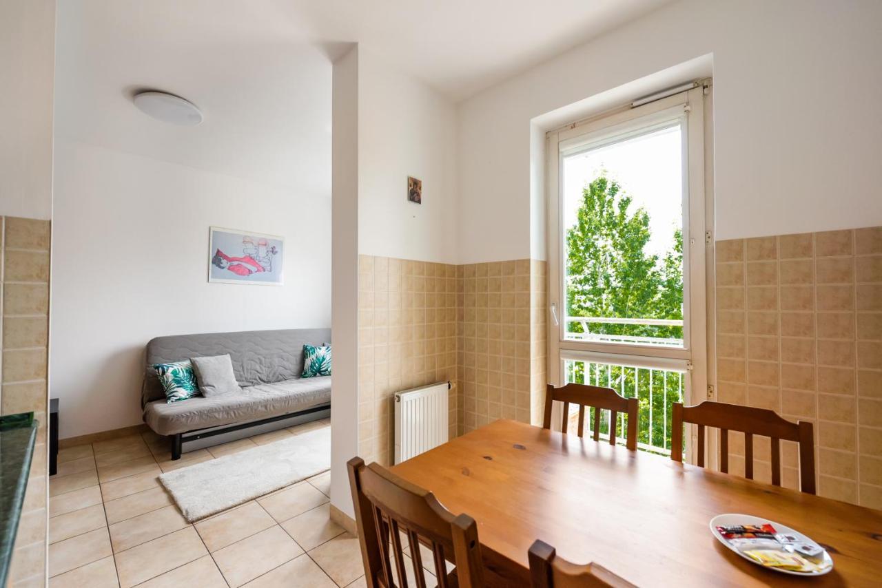 Rondo Szendzielarza Standard Apartment *