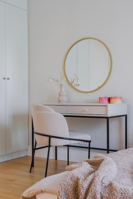 Apartment Elegant Joliot-curie30 Warsaw
