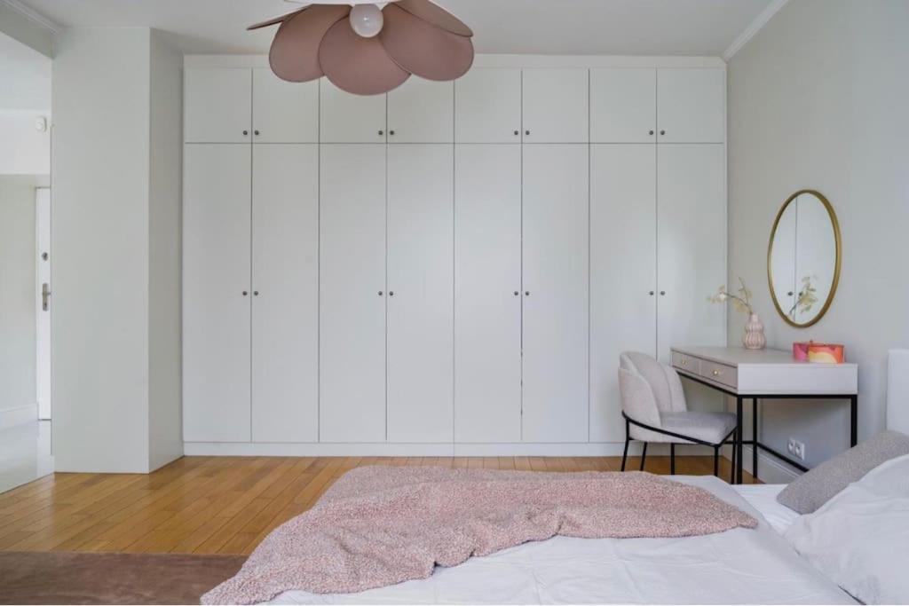 Elegant Joliot-curie30 Apartment Warsaw