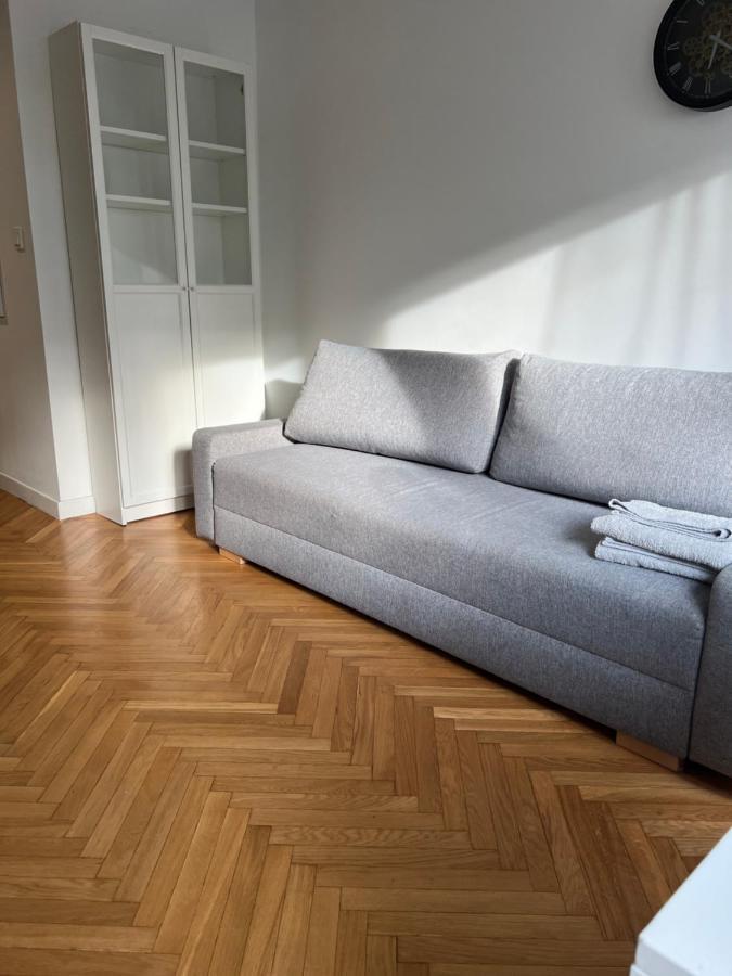 Przytulna Kawalerka Typu * Warsaw