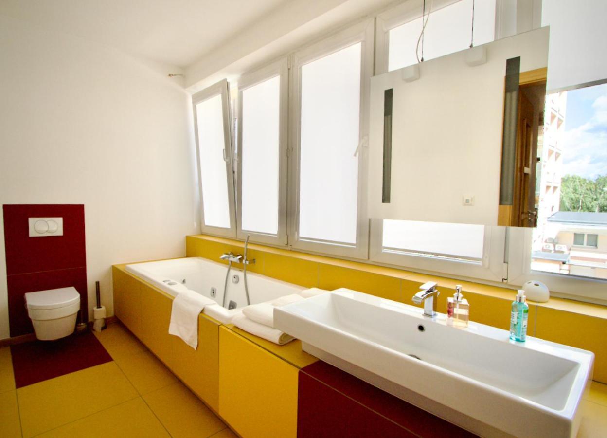 Apartment Mp Rent- Ulica Foksal 12na14-90m ,serce Warszawy, Nowy Swiat Tuz Przy Starowce Warschau