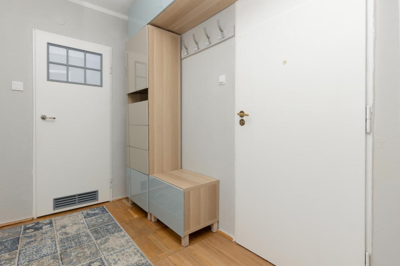 Căn hộ Cozy Two-bedroom Mokotow By Renters Warsaw