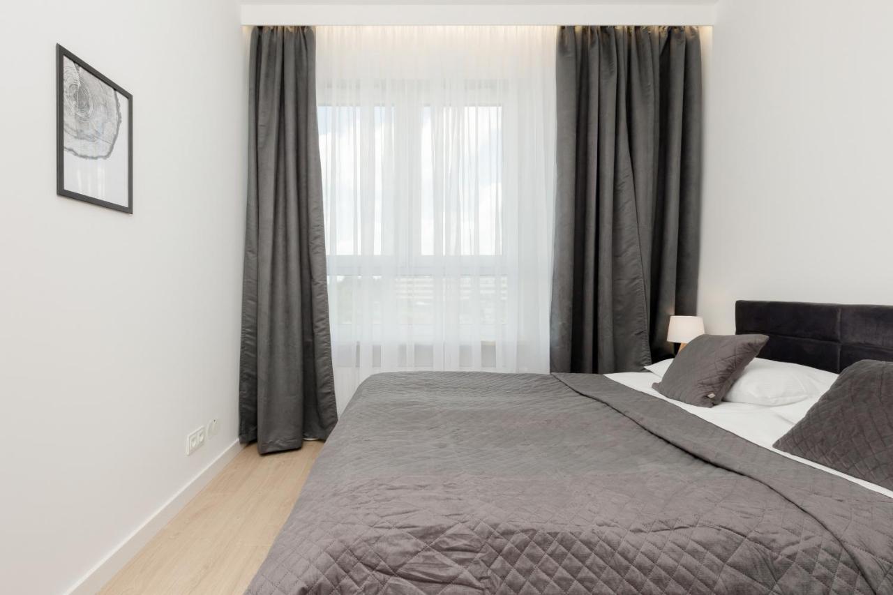 Apartament Jutrzenki Wlochy By Renters * Warsaw