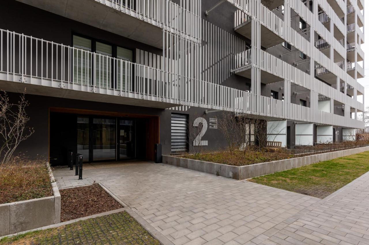 Apartment Stylish With Parking By Renters Prestige