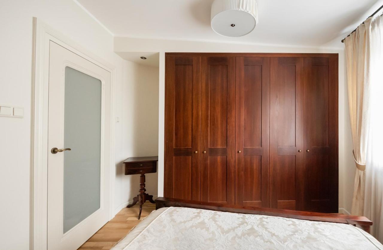 Apartment Nowy Swiat 60 Luxury Warsaw