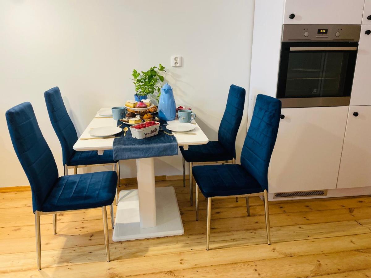 Luxury 4-bedroom In Centre - Self-check In & Fast Wifi *
