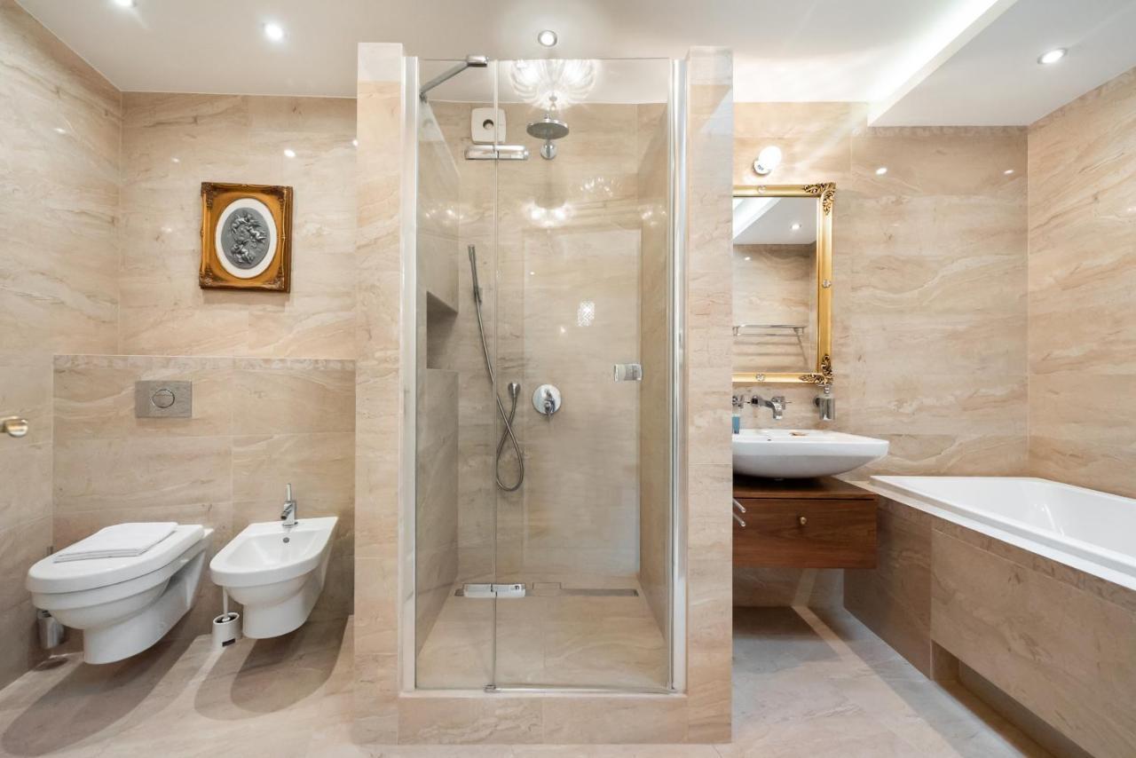 Nowy Swiat 60 Luxury Apartment Warsaw