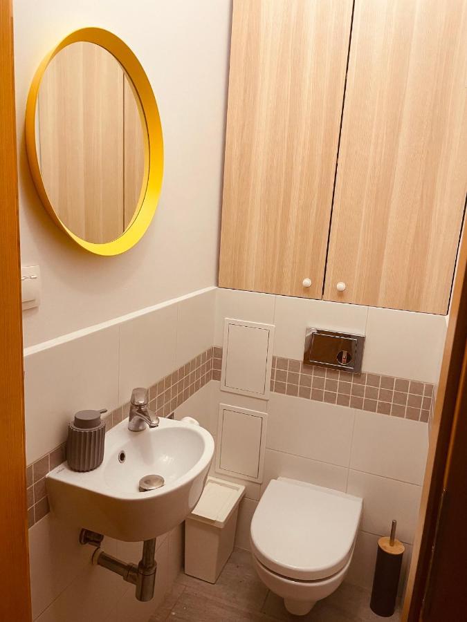 Luxury 4-bedroom In Centre - Self-check In & Fast Wifi