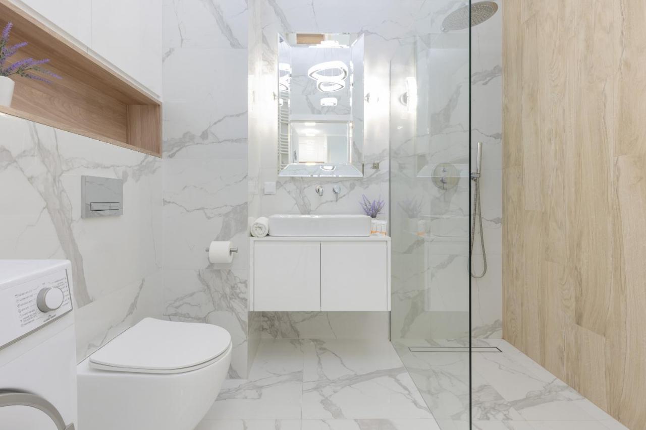 Cosy On Wola Goleszowska By Renters