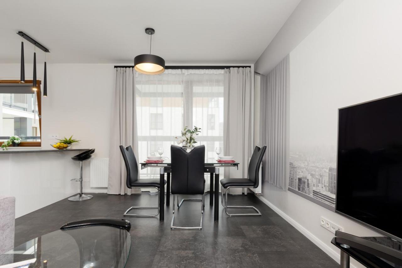 Center Grzybowska 85 With Parking By Renters *