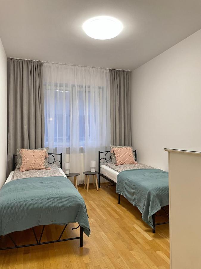 Apartment Przy Atrium Okolice Stacji Metra Rondo Onz *