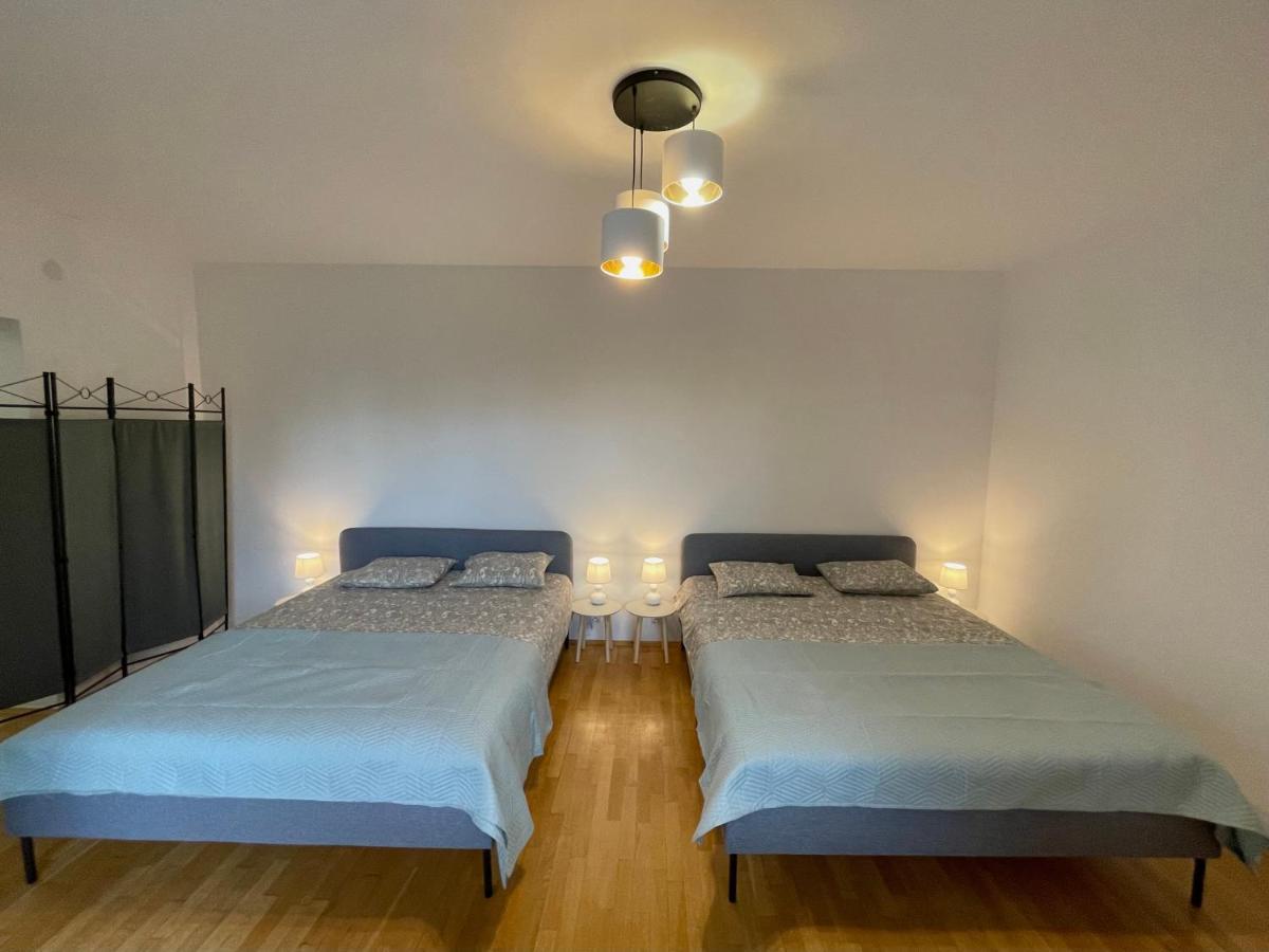 Apartment Przy Atrium Okolice Stacji Metra Rondo Onz