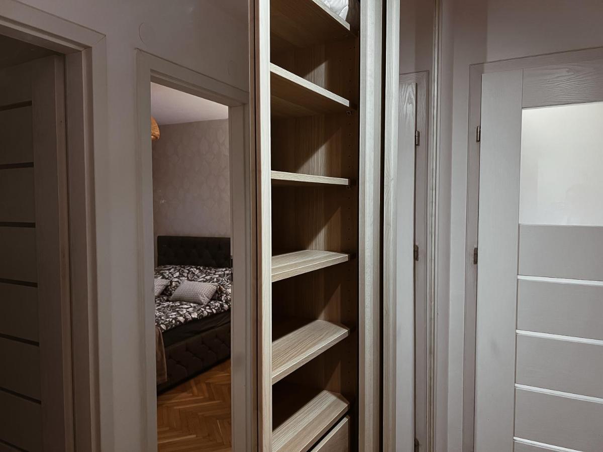 Birch Apartment, Railway Station Warszawa
