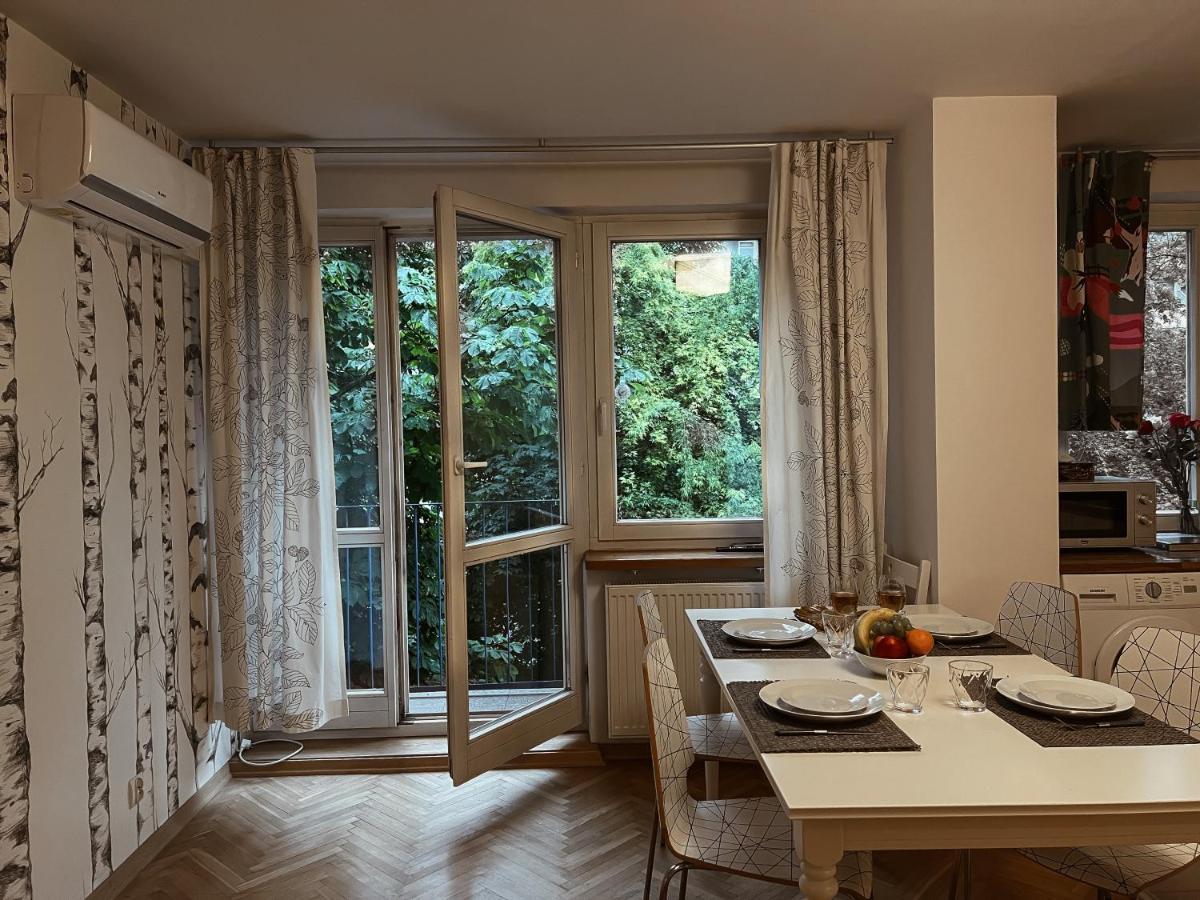 Birch Apartment, Railway Station Warszawa