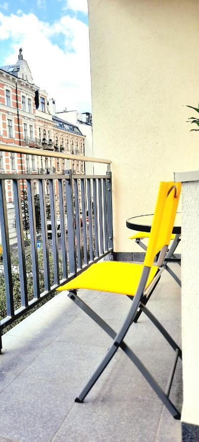 Mp Rent- Ulica Foksal 12na14-90m ,serce Warszawy, Nowy Swiat Tuz Przy Starowce