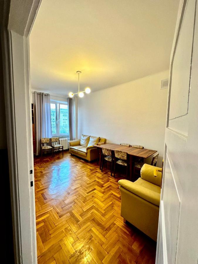 Guest house Pokoje Obok Plac Konstytucji Nf Warsaw