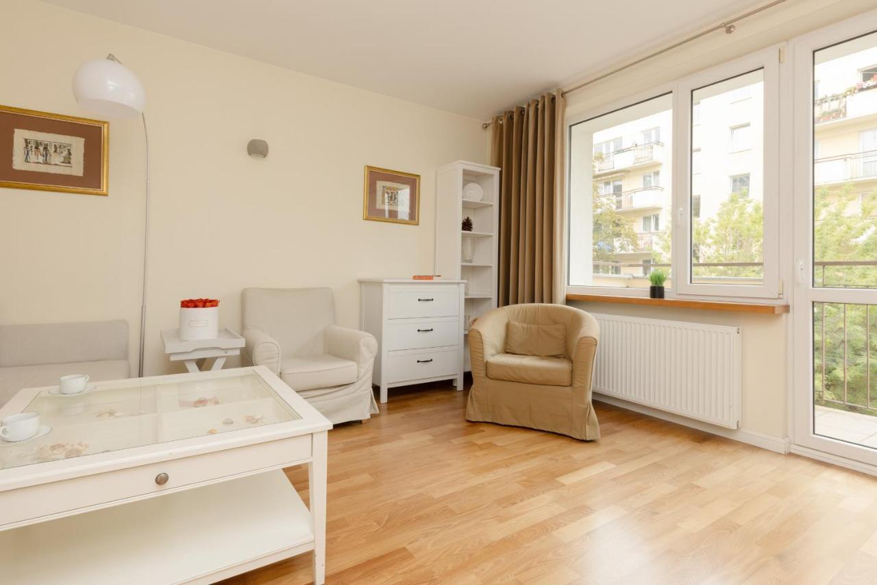 Apartment Center Zurawia By Renters *
