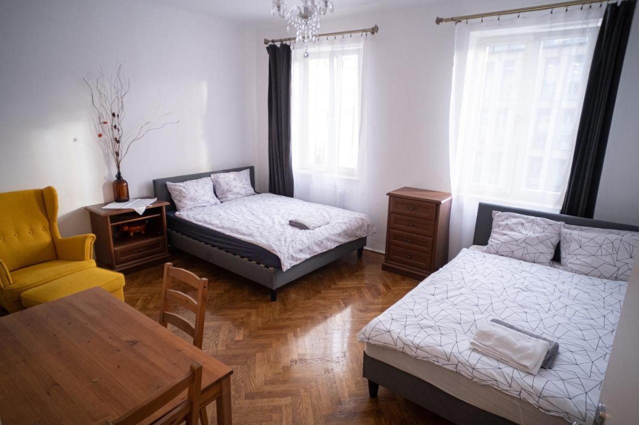 Pokoje Koszykowa Nf Guest house Warsaw
