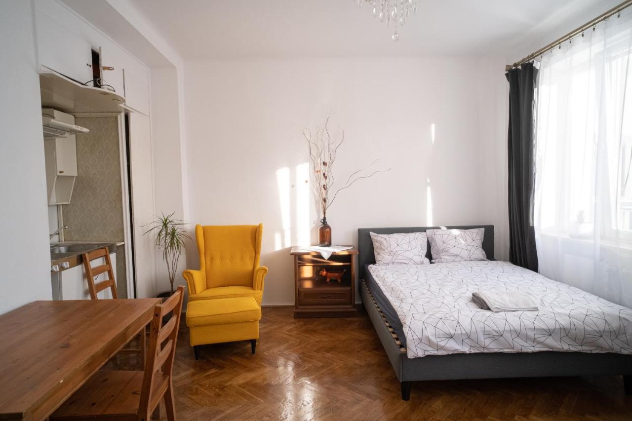 Pokoje Koszykowa Nf Guest house Warsaw
