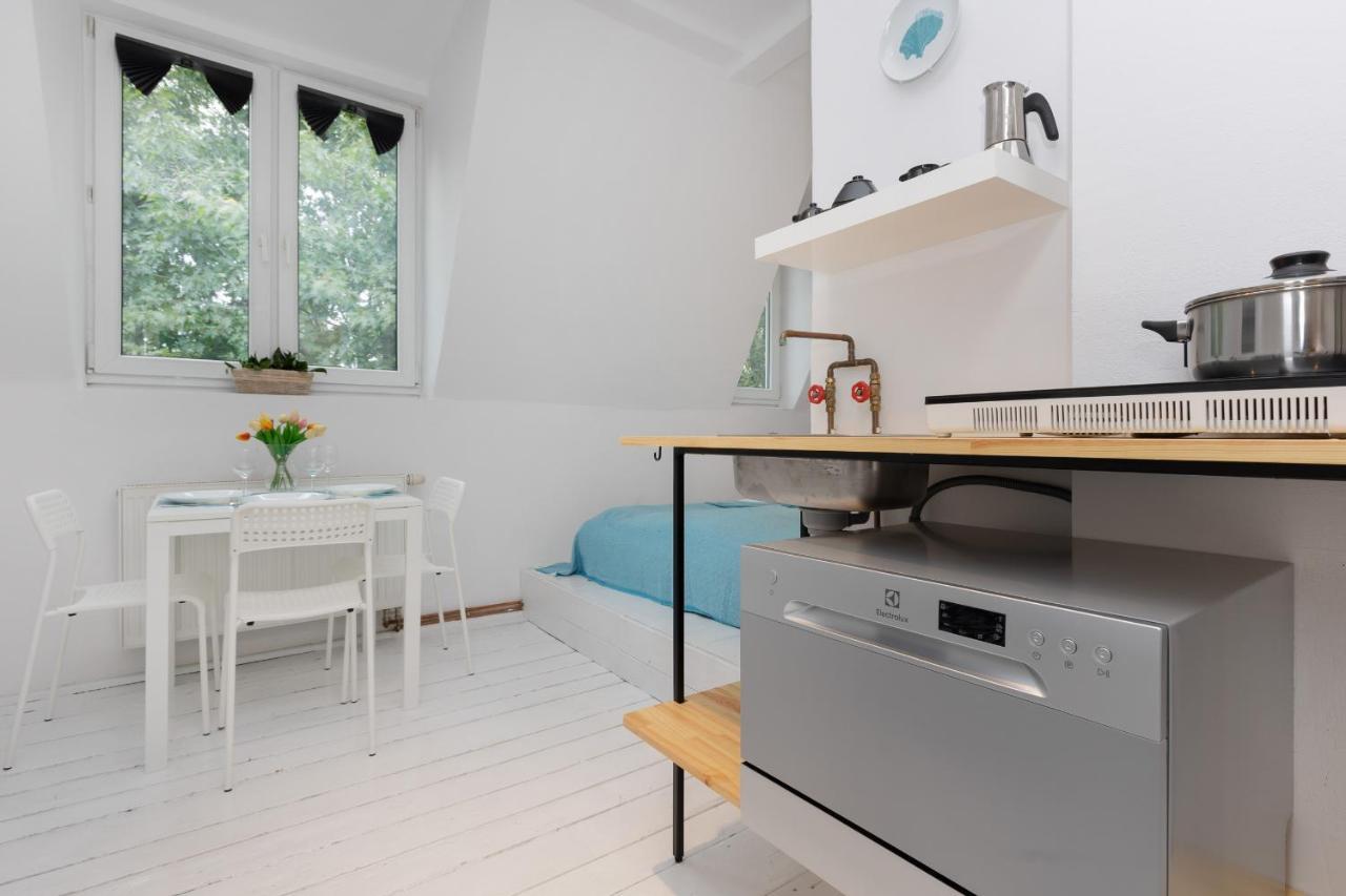 Apartment Bright Studio Praga Close To Pge Narodowy By Renters Warsaw