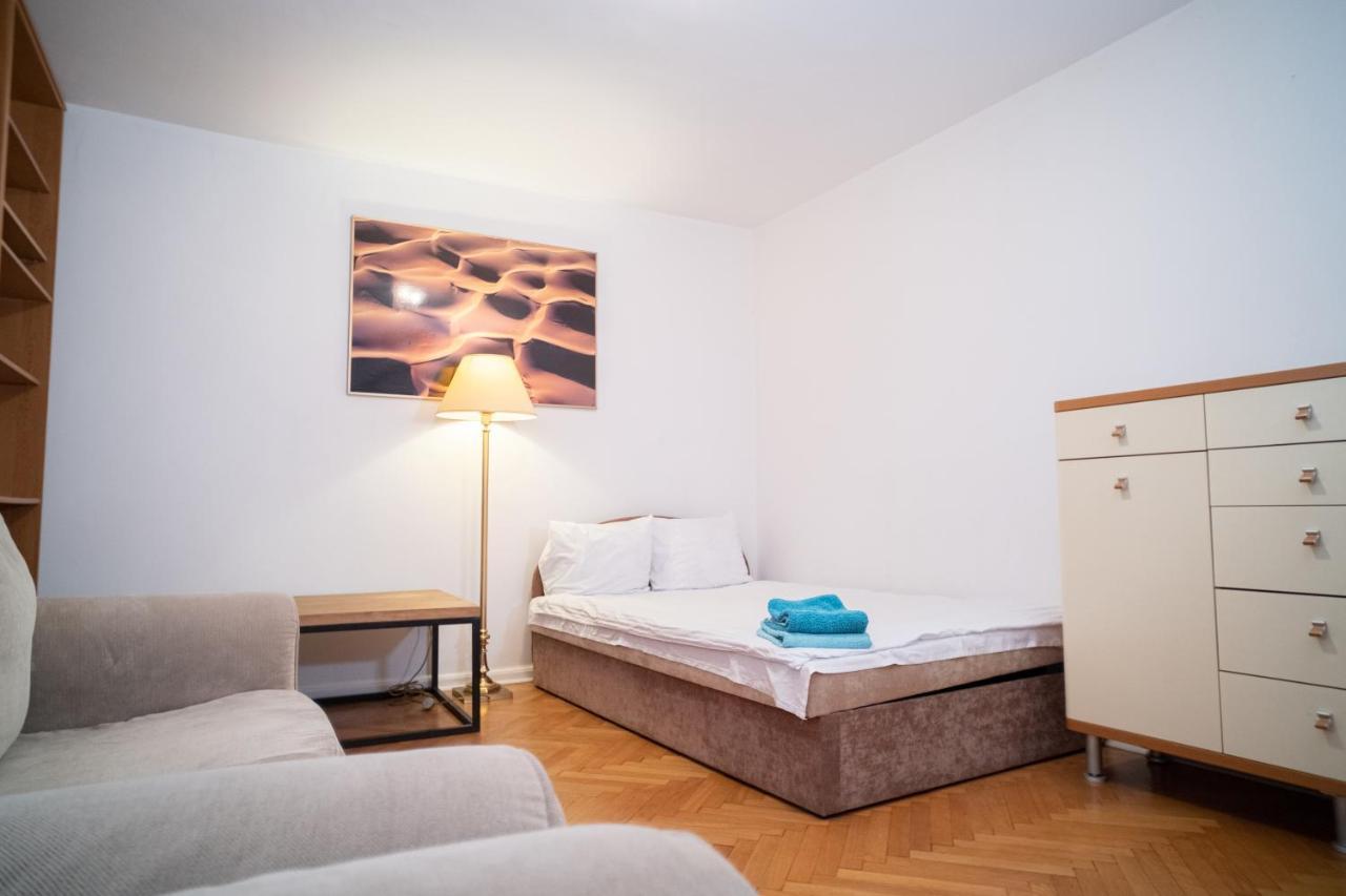Pokoje Nowiniarska Nf Guest house