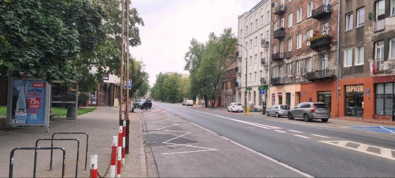 Cozy And Quiet In * Warszawa