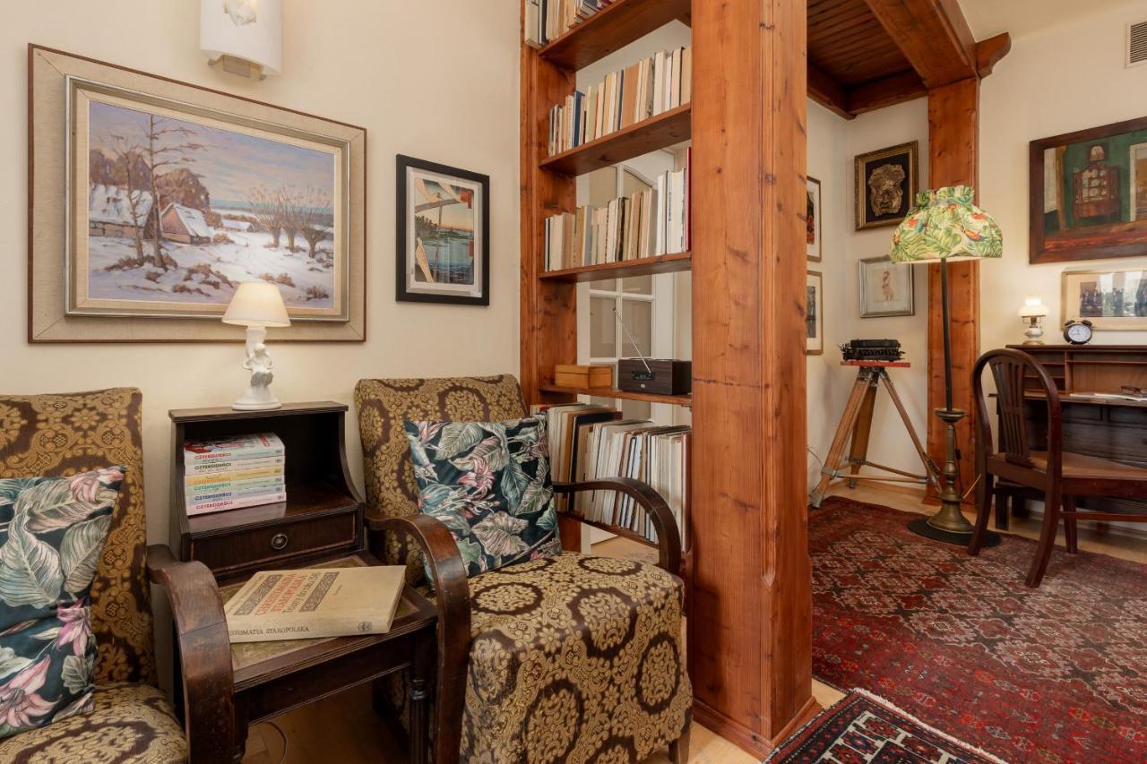 Apartment Atmospheric Next To Old Town Square By Renters