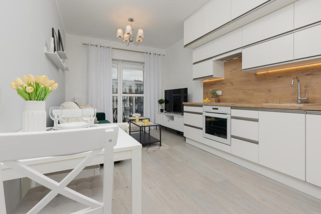 Cozy With Parking Bakalarska By Renters * Varsóvia