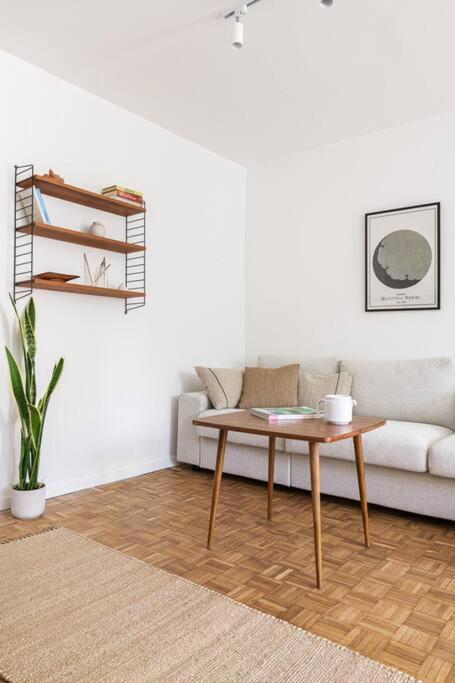 Apartment Concierge *