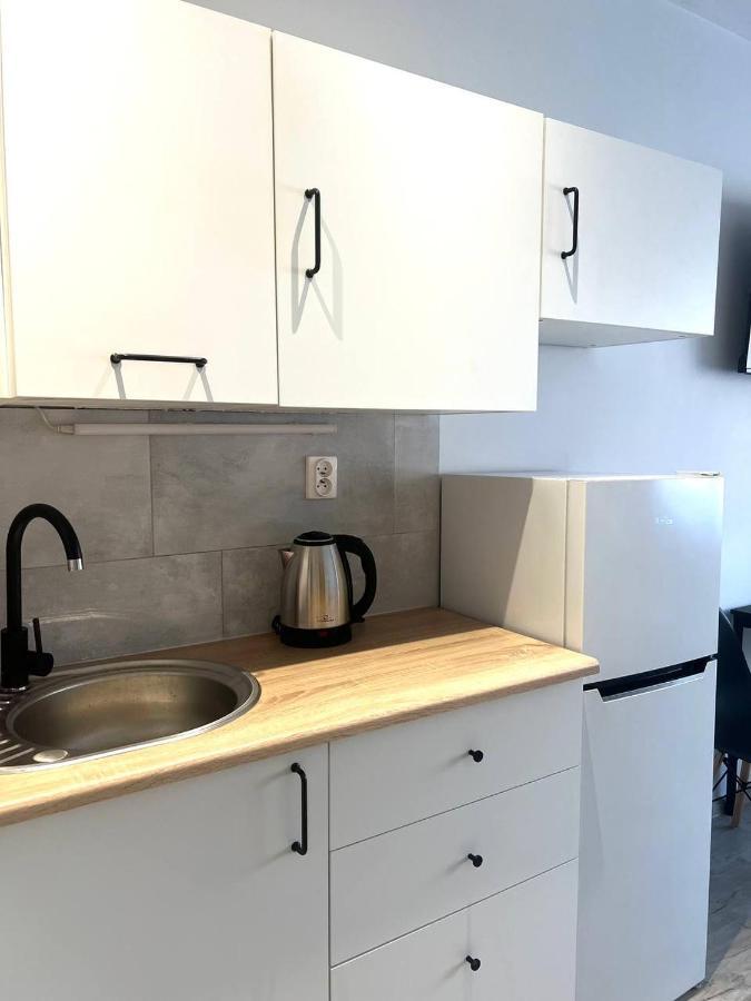 Apartment Solidarnosci, Metro, Wi-fi, Tv, Youtube - By Hik *
