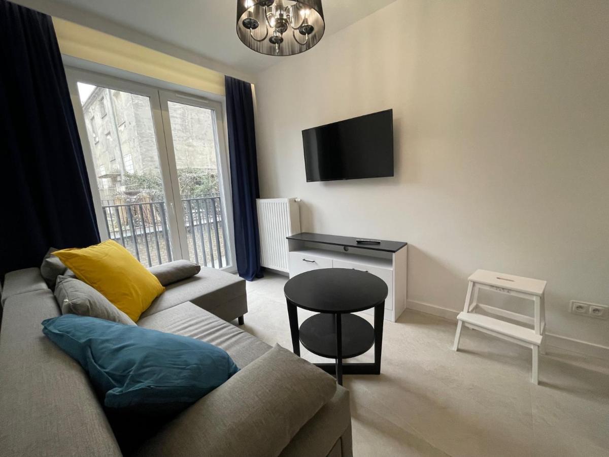 Smart Kamienica Grochow With Free Parking Apartment Warsaw