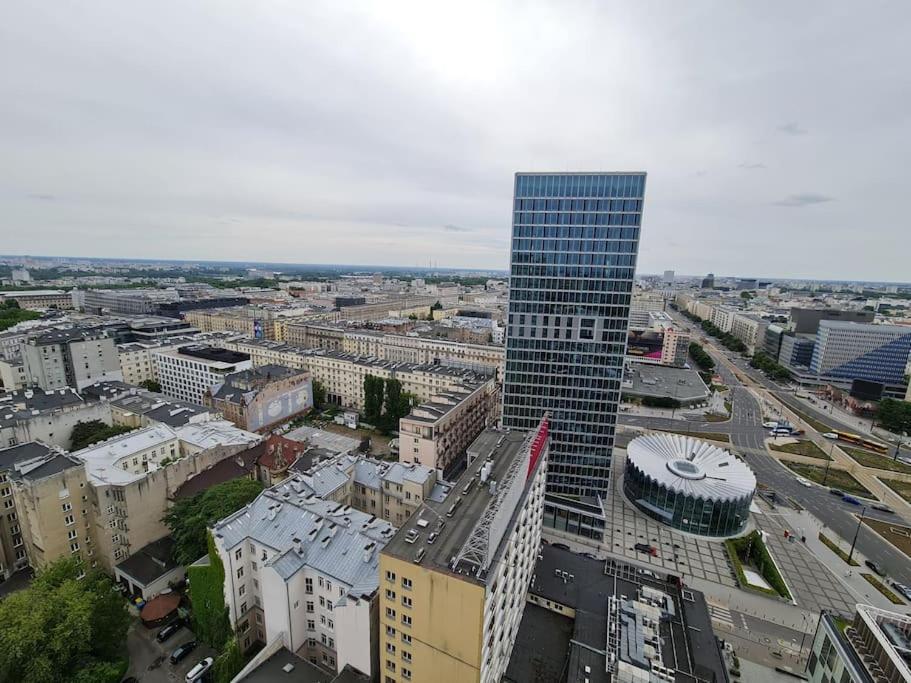 Fantastic Waw - Ch-v 2 * Warschau