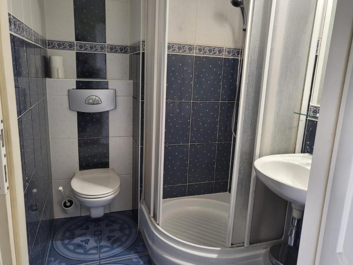 Albergue Bialoleka - Darmowy Parking, Szybkie Wifi!