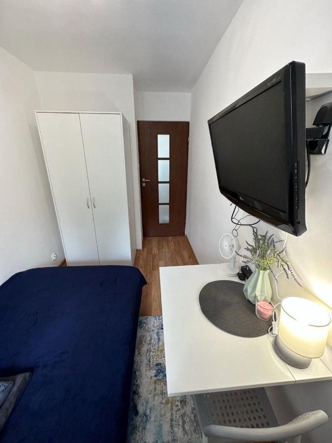 Hotel Anielewicza 26 Warsaw