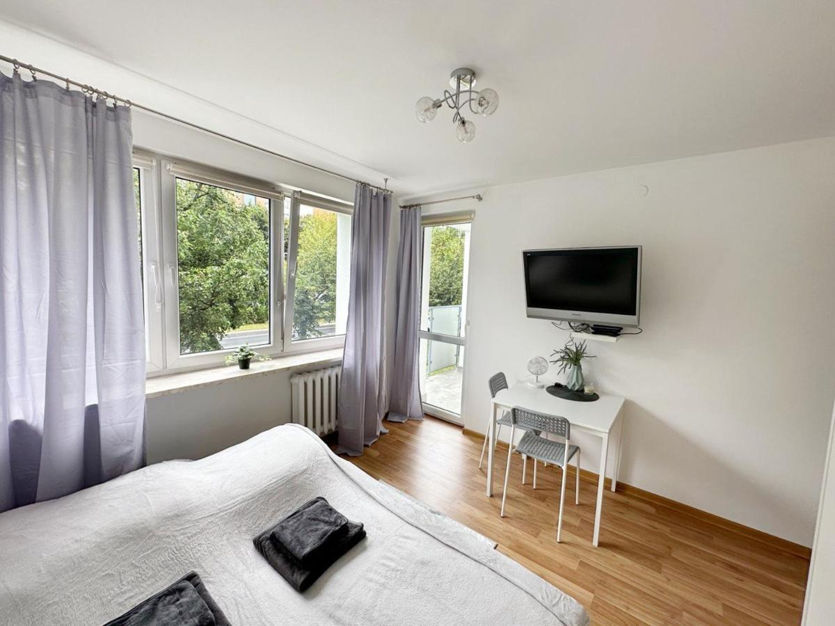 Hotel Anielewicza 26