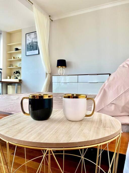 Skyline View, Loft With Parking Space Apartment Warsaw