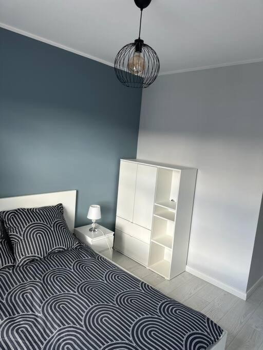Apartment New 1 Bed With Balcony, Local Amenities *