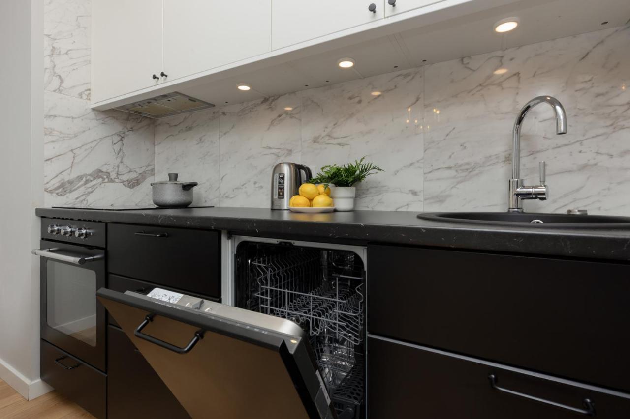 Modern With Balcony Mokotow Business Centre By Renters Apartment *