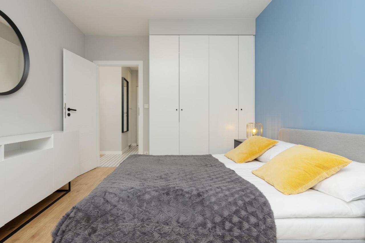 Modern With Balcony Mokotow Business Centre By Renters Warszawa