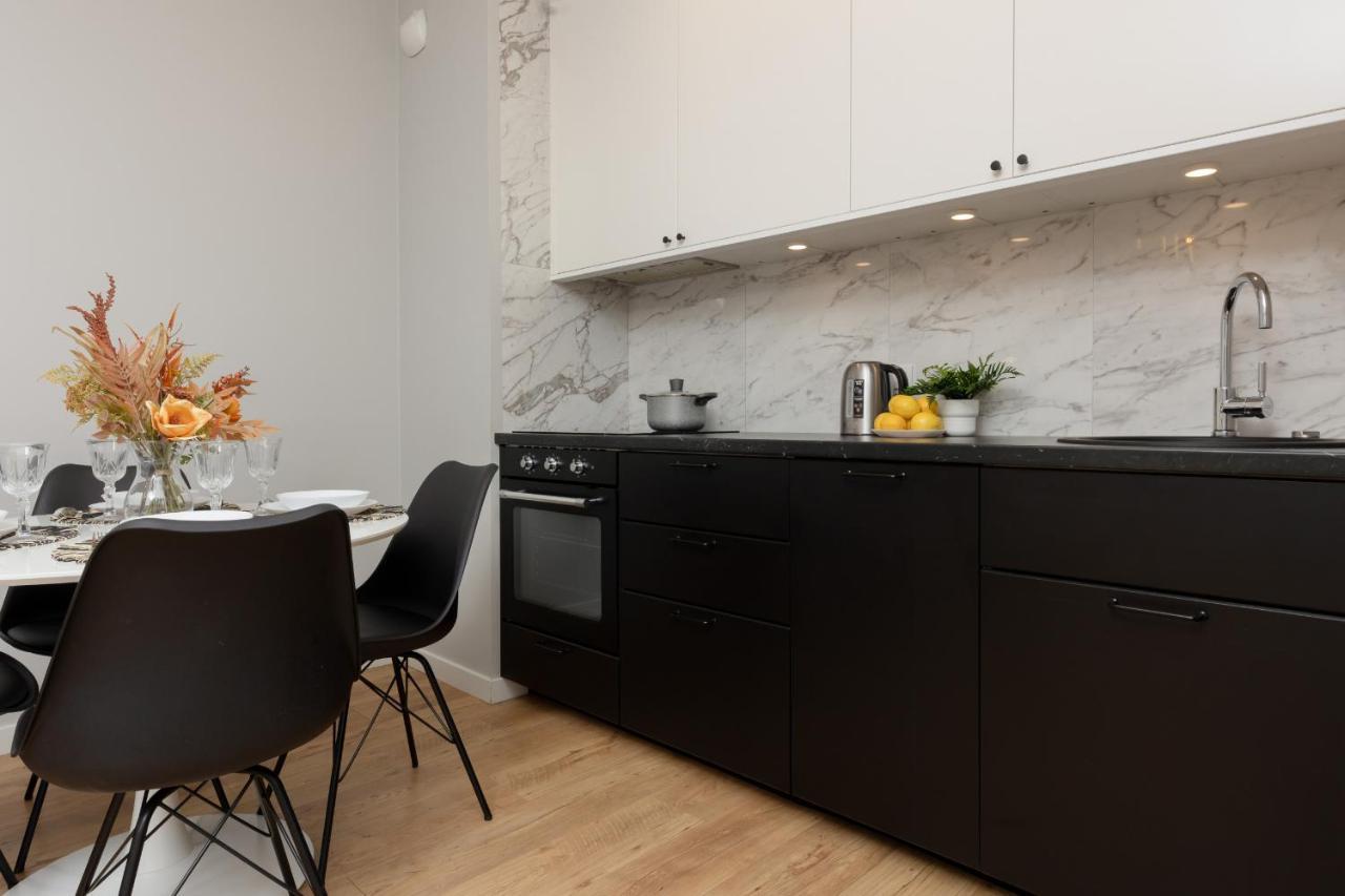 Modern With Balcony Mokotow Business Centre By Renters