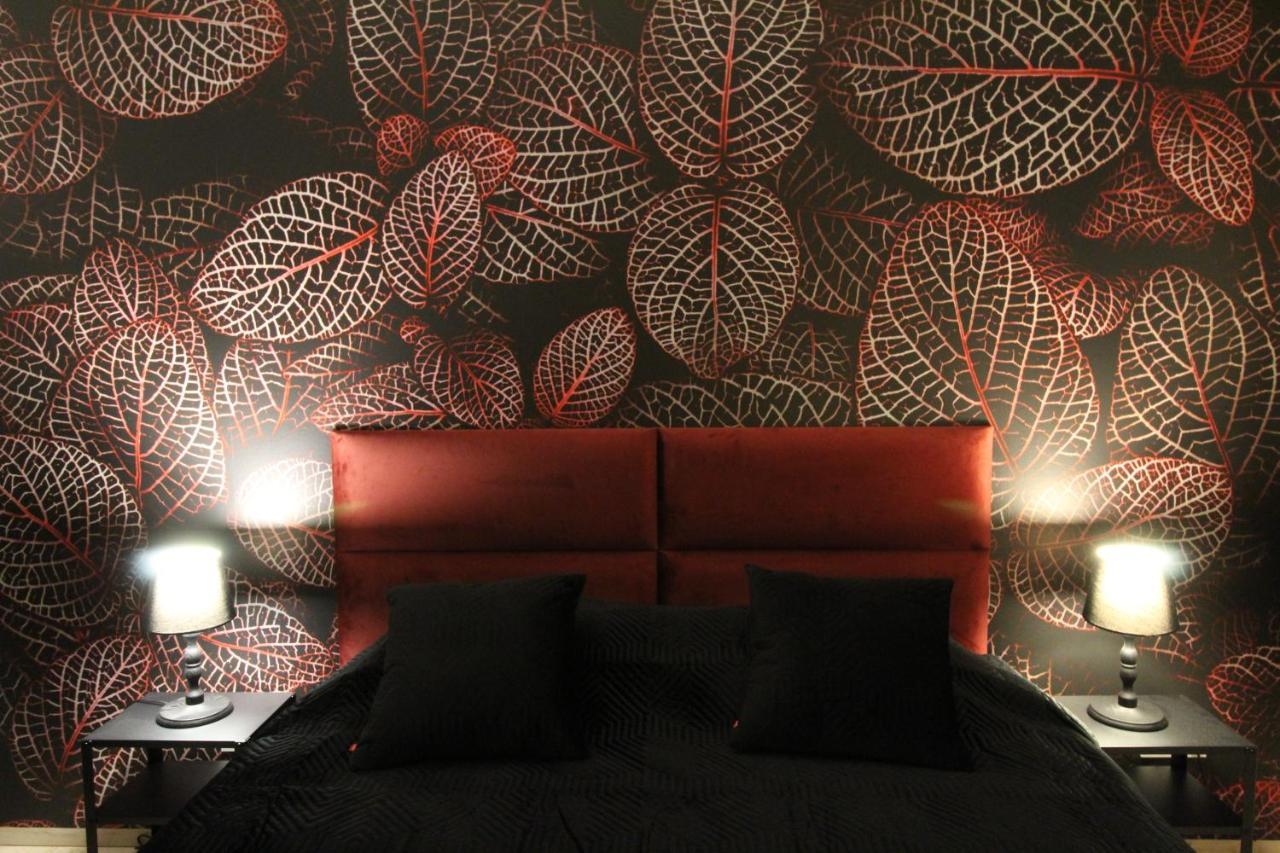 New Mona Red Apartment Warsaw
