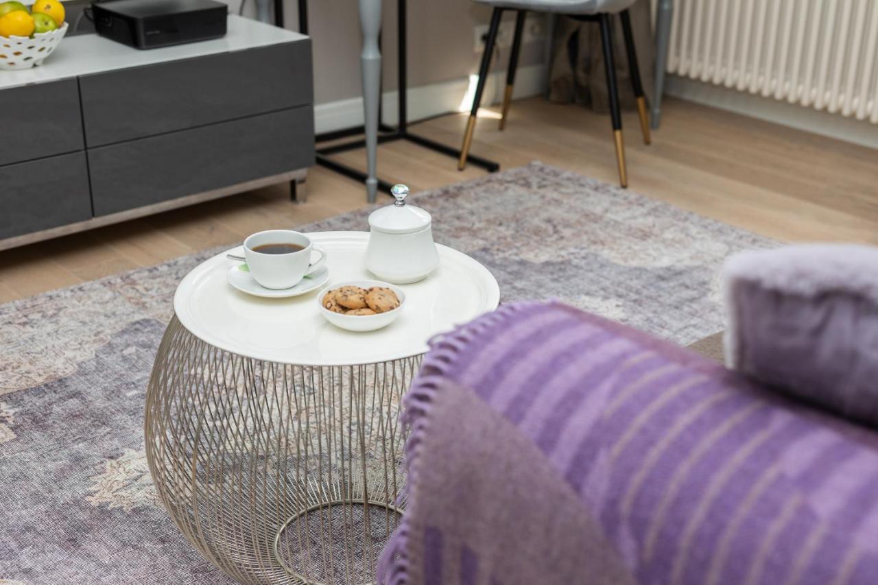 Cosy Nowy Swiat Srodmiescie By Renters Apartament Warszawa