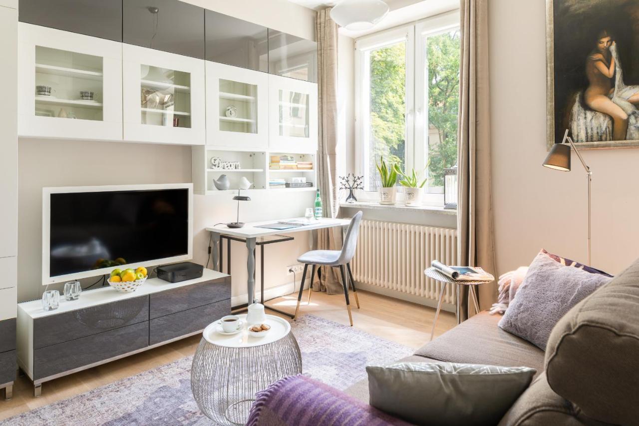 Cosy Nowy Swiat Srodmiescie By Renters Apartament Warszawa