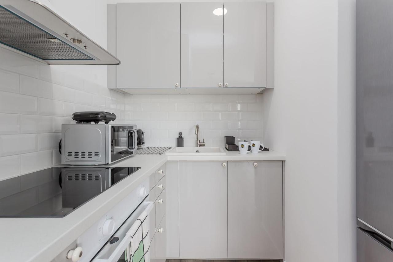 Enjoy! Mokotow Konstruktorska Apartment *